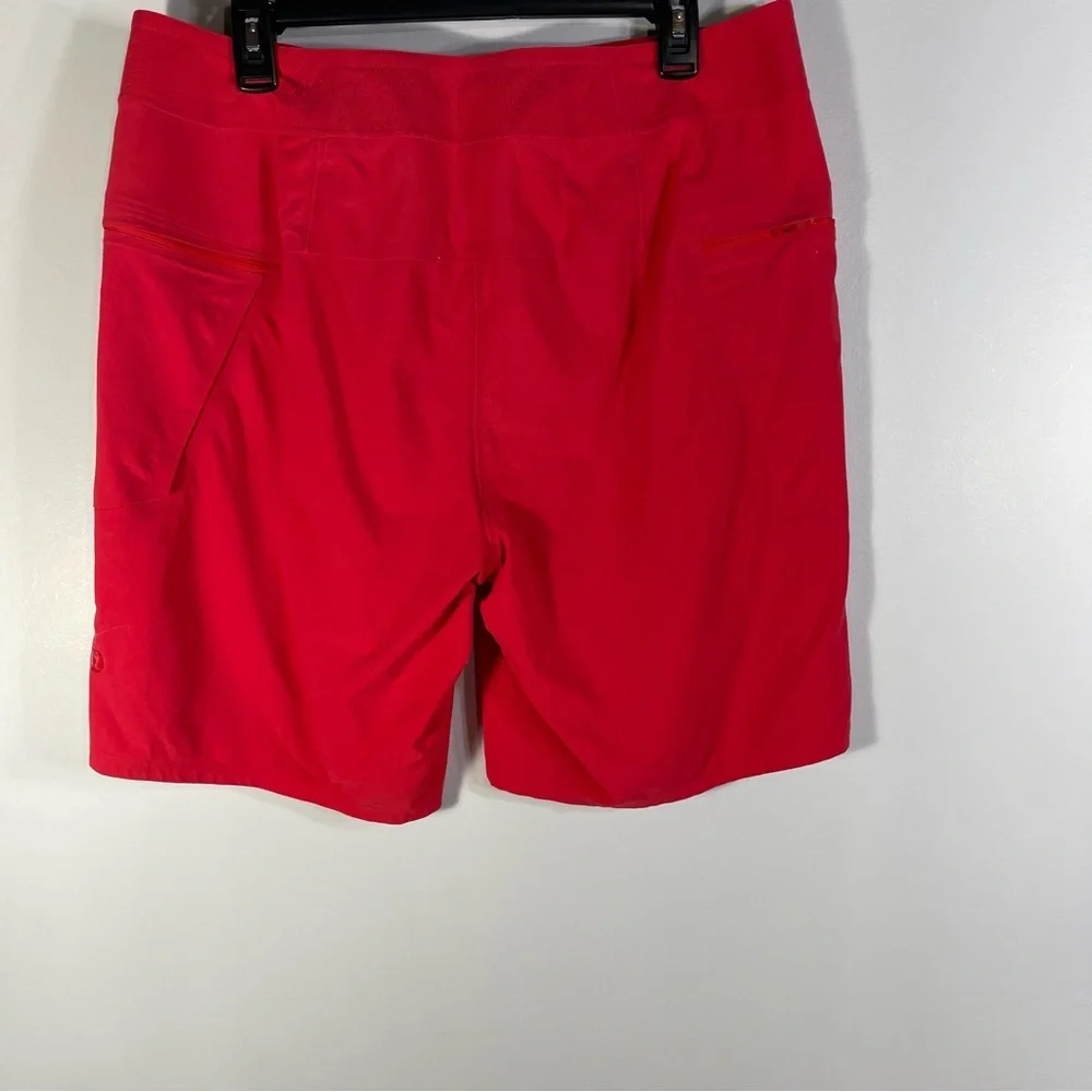 Lululemon Current State Board Short in Deep Red size 34